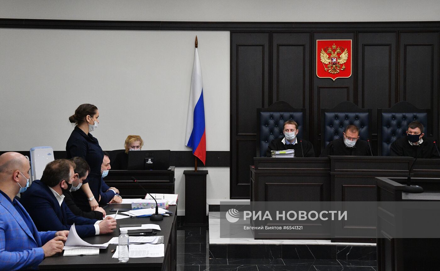 Рассмотрение апелляции на оправдательный приговор калининградским врачам