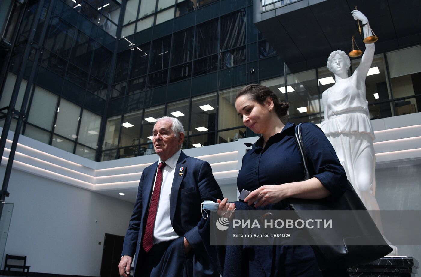 Рассмотрение апелляции на оправдательный приговор калининградским врачам