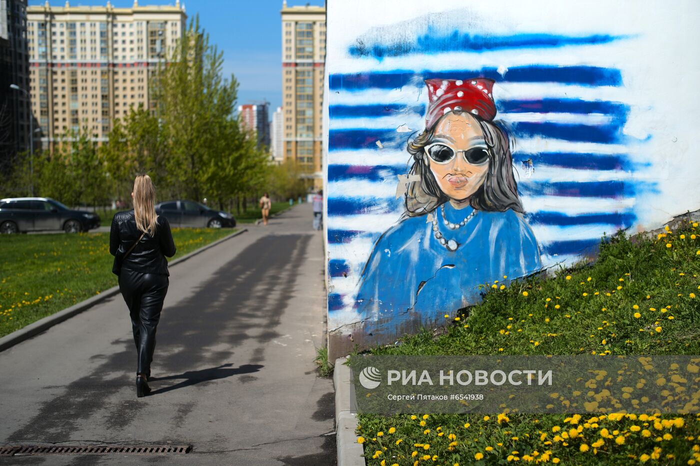 Теплая погода в Москве