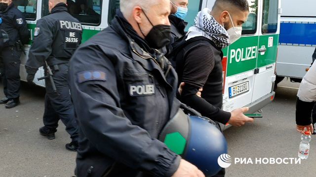 В Берлине протестуют против политики Израиля, есть задержанные