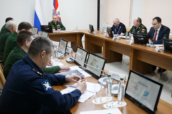 Министр обороны РФ С . Шойгу проверил выполнение гособоронзаказа на ...
