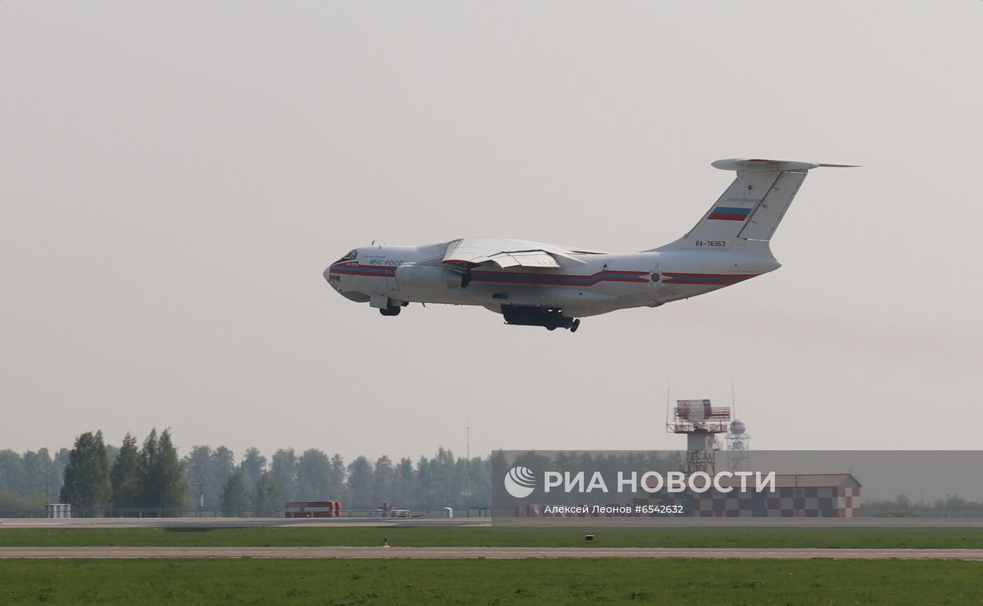 Вылет самолёта МЧС с пострадавшими при стрельбе из Казани в Москву