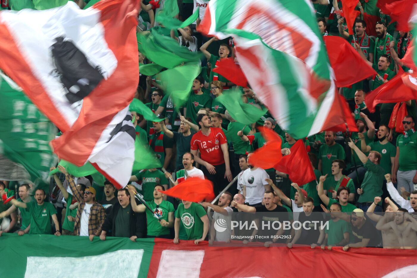 Футбол. Кубок России. Финал. Матч "Локомотив" - "Крылья Советов"