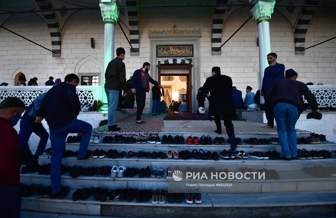 Празднование Ураза-байрама в России