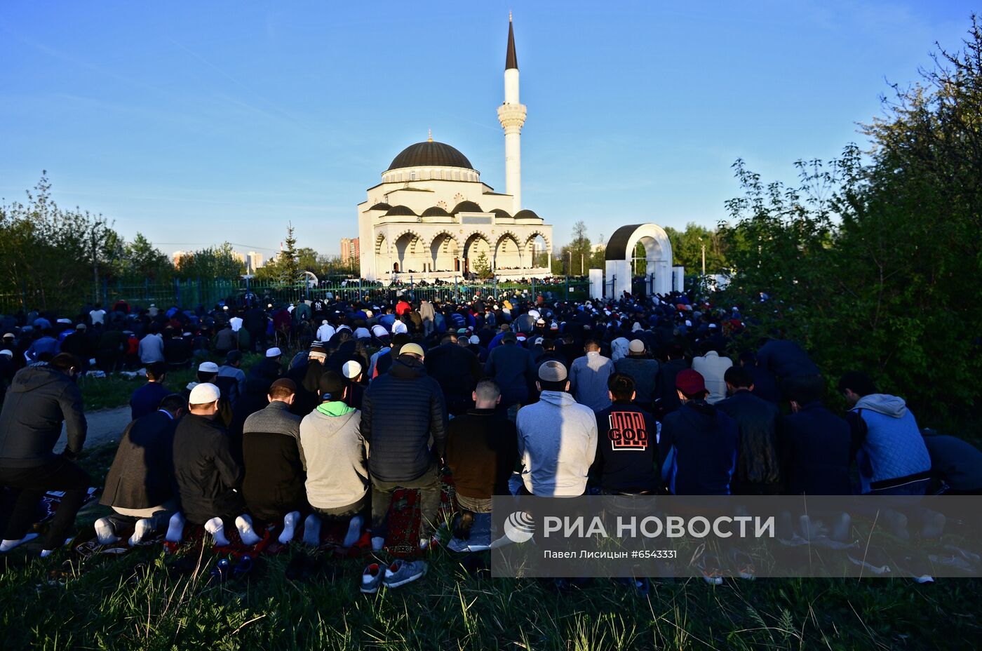 Празднование Ураза-байрама в России