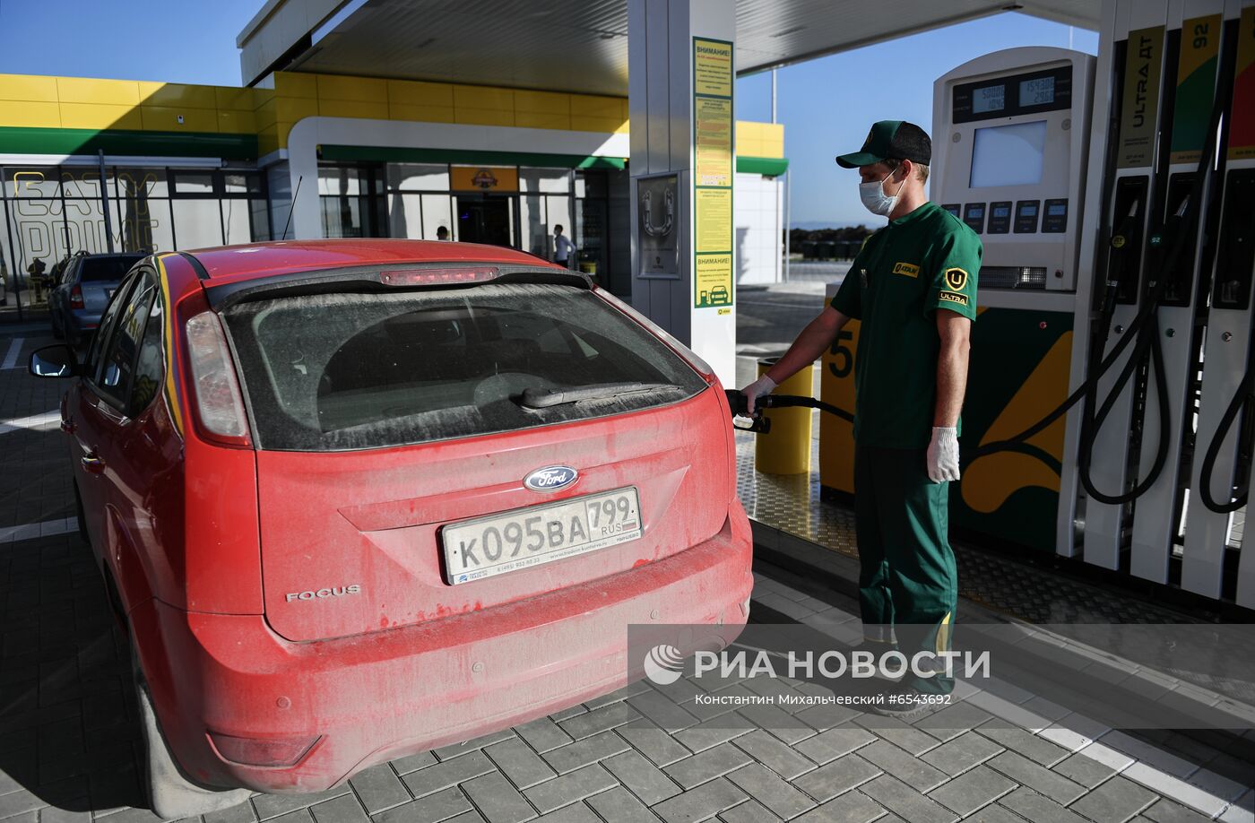 Первый автозаправочный комплекс открыт на трассе "Таврида"