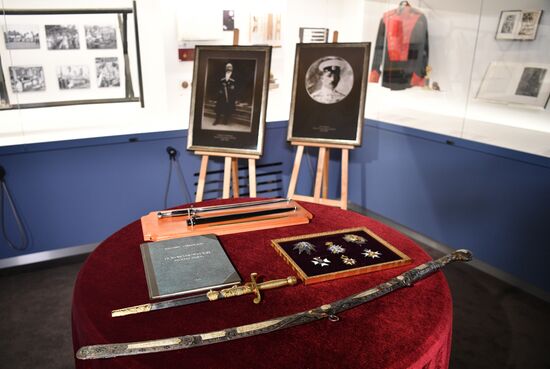 Передача Дому русского зарубежья архивных документов