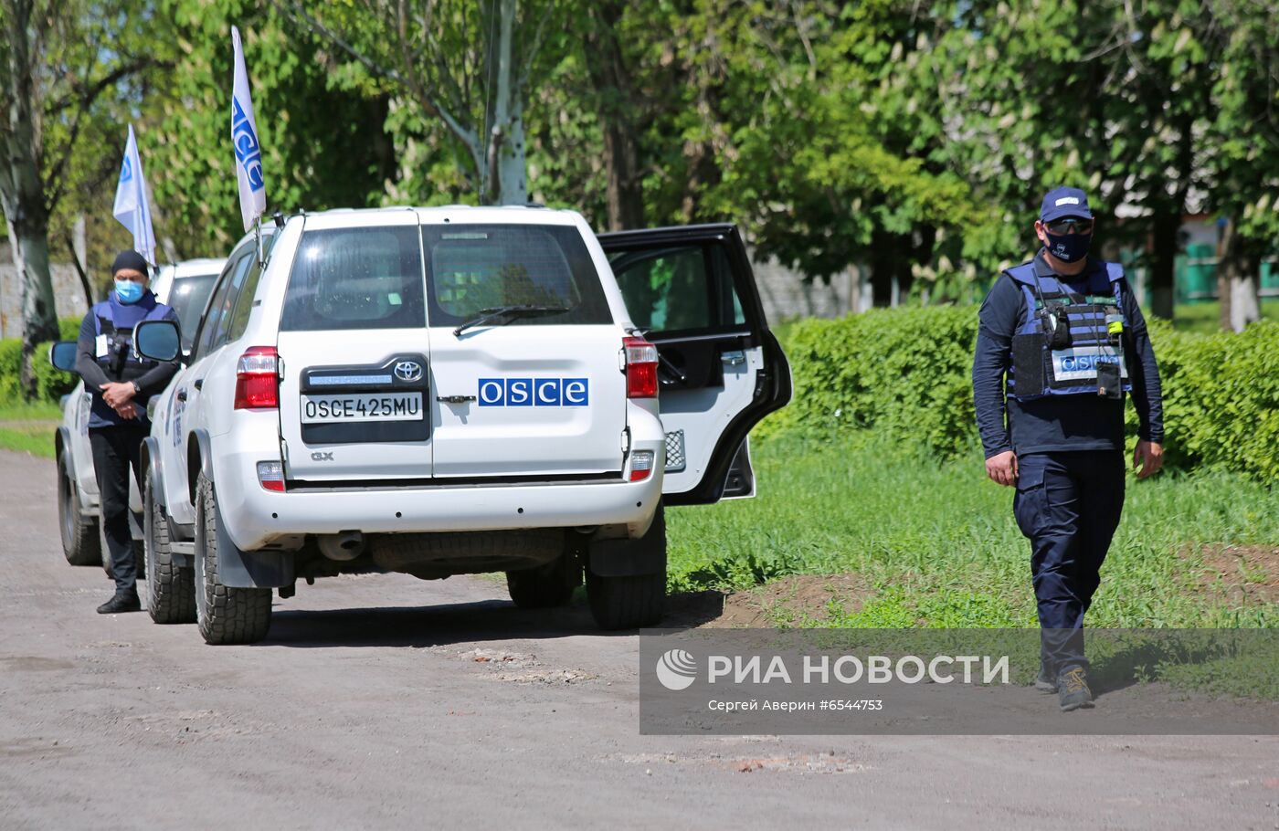 Последствия обстрела Петровского района Донецка