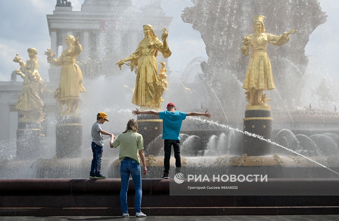 Тёплая погода в Москве 