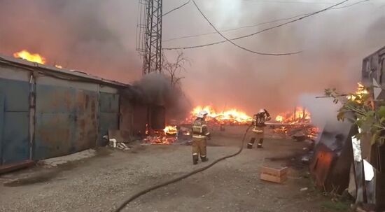 Пожар на садовых участках в Екатеринбурге