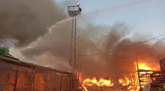 Пожар на садовых участках в Екатеринбурге