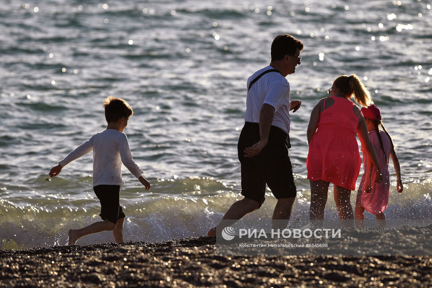 Отдыхающие в Крыму