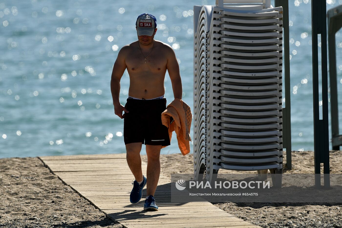 Отдыхающие в Крыму