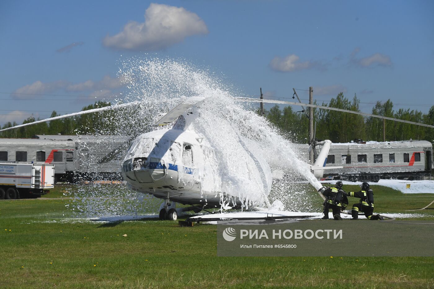 Салон "Комплексная безопасность". Демонстрационные учения МЧС России