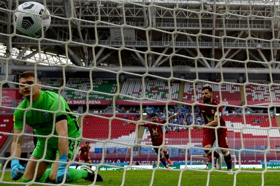 Футбол. РПЛ. Матч "Рубин" - "Ротор"