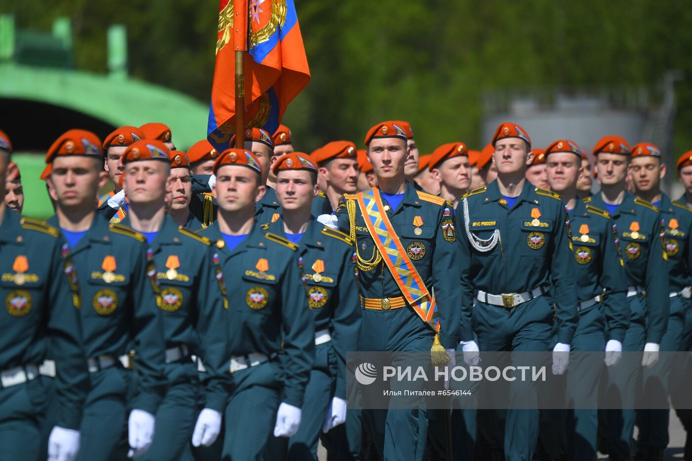 Салон "Комплексная безопасность". Демонстрационные учения МЧС России