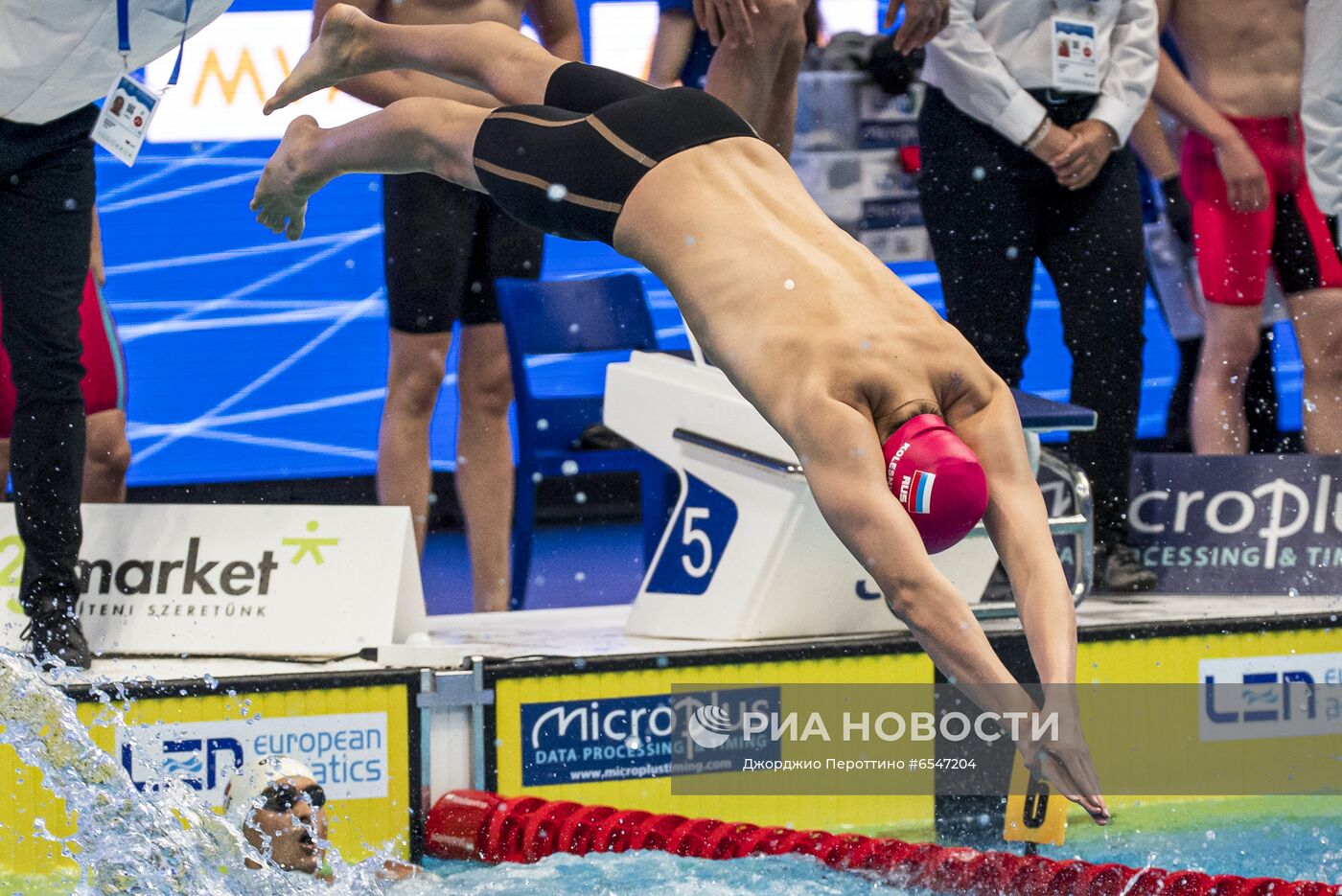 Плавание. Чемпионат Европы. Первый день