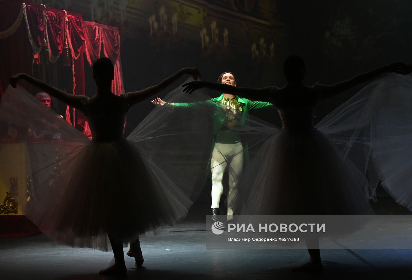 Предпремьерный прогон музыкального спектакля "Le prince Andre. Князь Андрей Болконский"