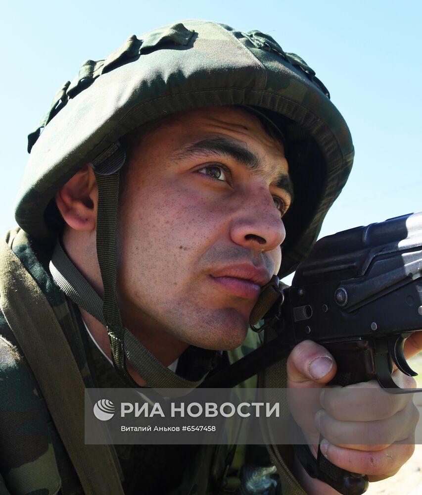 Тренировки в учебном центре Пограничного управления ФСБ России по Приморскому краю