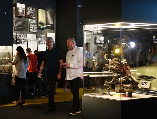 Мэр Москвы С. Собянин посетил ВДНХ 