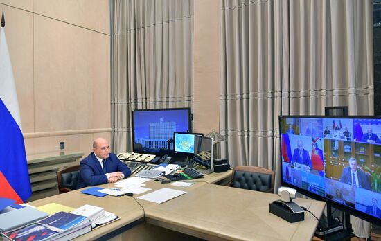 Президент РФ В. Путин провел совещание по реализации отдельных положений его послания Федеральному собранию