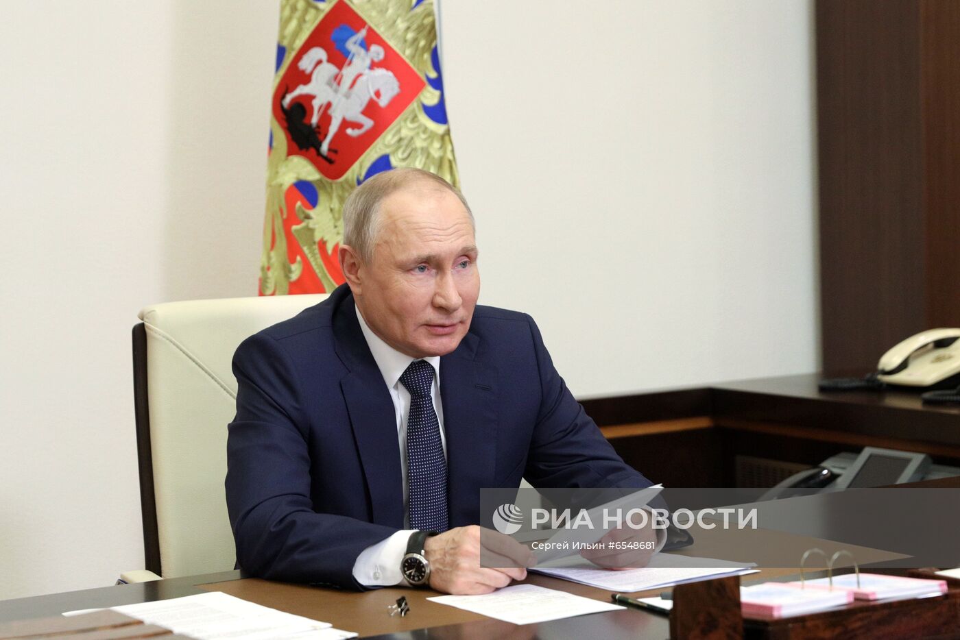 Президент РФ В. Путин провел совещание по реализации отдельных положений его послания Федеральному собранию