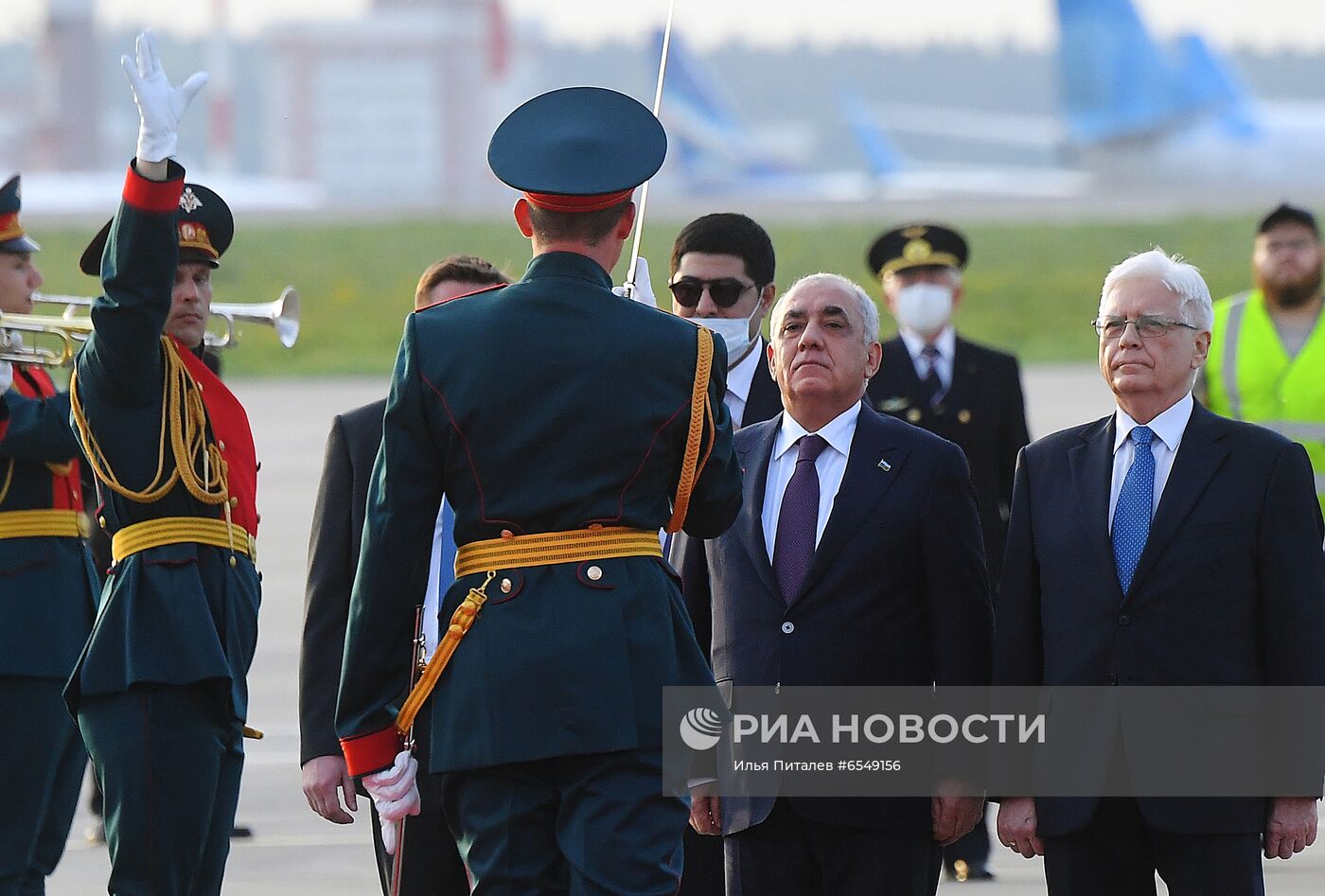 Прилет премьер-министра Азербайджана А. Асадова в Москву