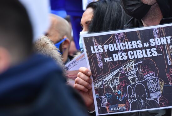 Акция протеста полиции в Париже