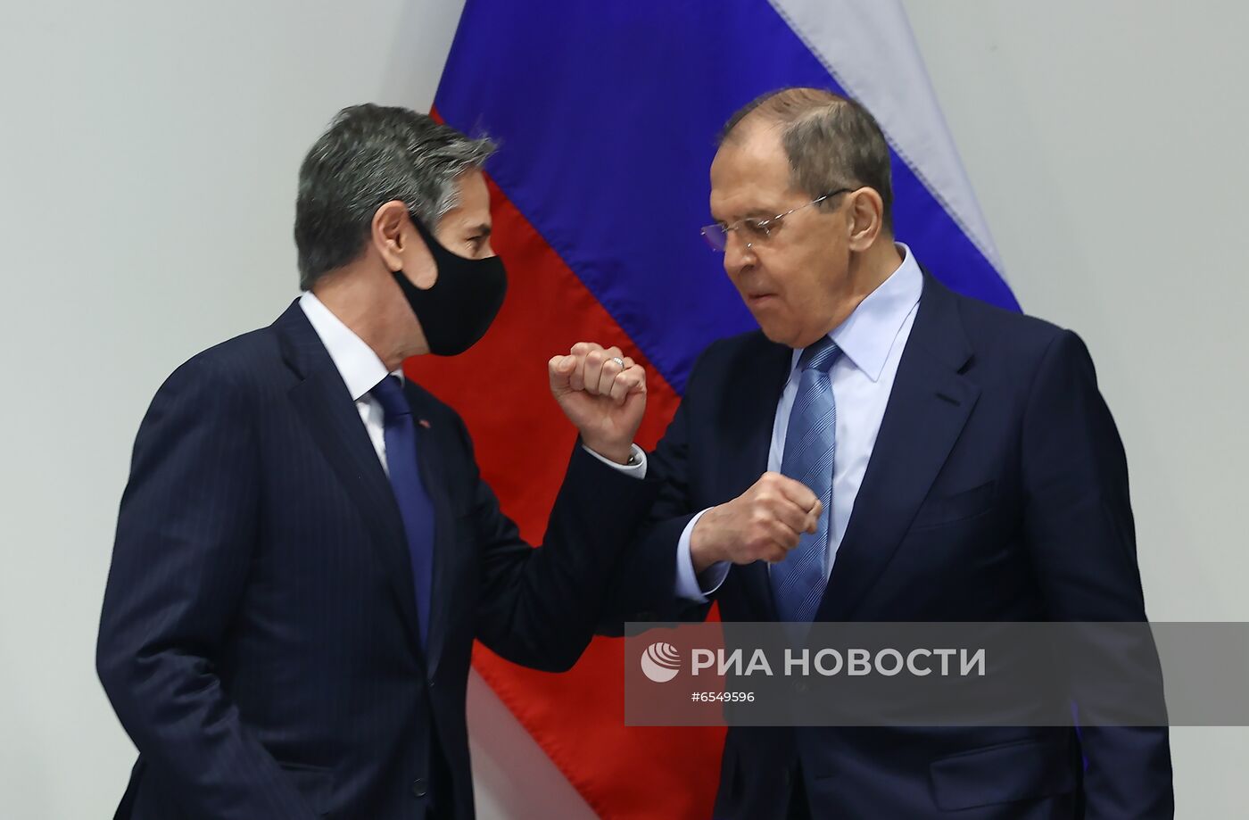 Визит главы МИД РФ С. Лаврова в Исландию