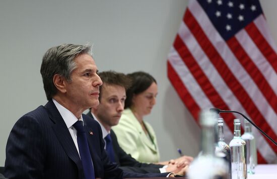 Визит главы МИД РФ С. Лаврова в Исландию