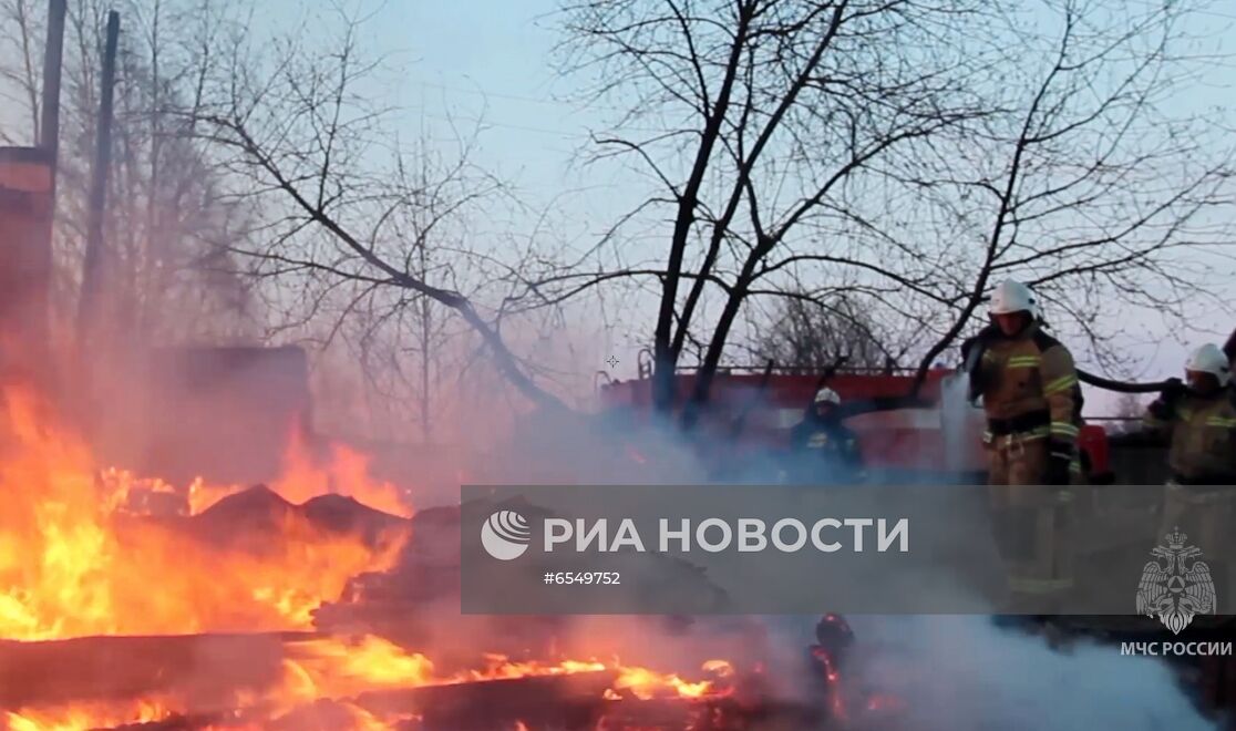 Пожар в поселке Дальний в Иркутской области