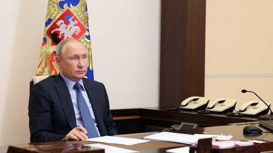 Президент РФ В. Путин провёл заседание Российского организационного комитета "Победа"