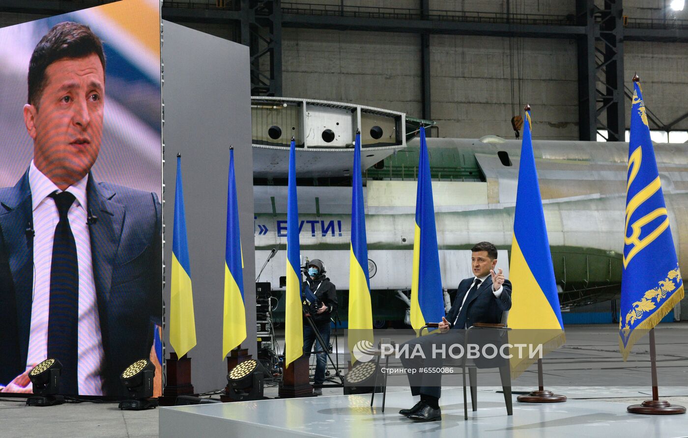 Пресс-конференция президента Украины В. Зеленского