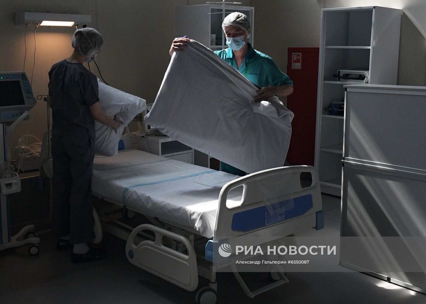 Подготовка госпиталя "Ленэкспо" к третьей волне коронавируса