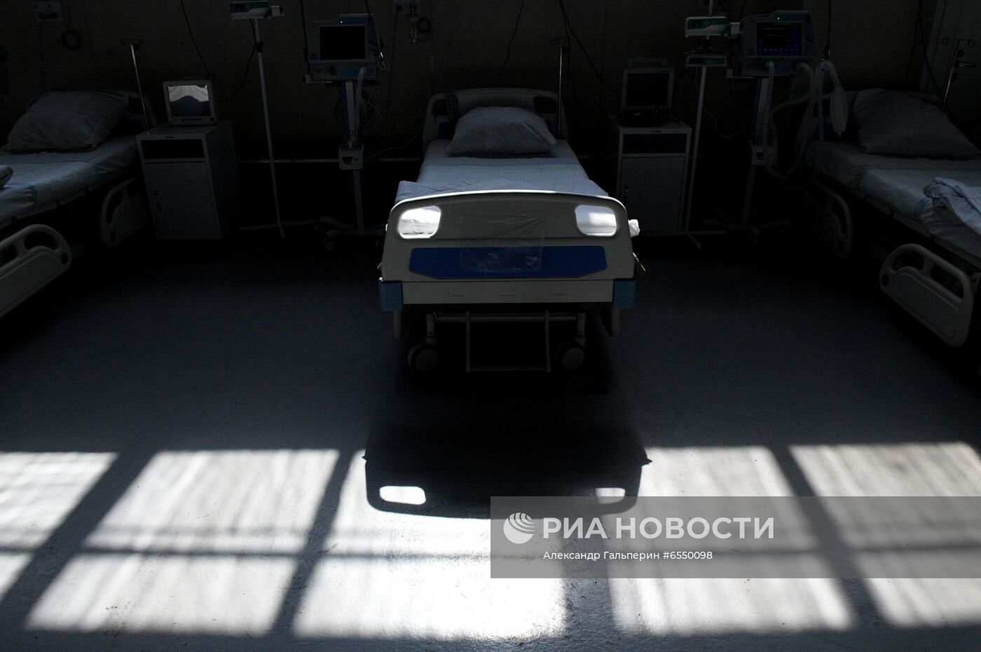 Подготовка госпиталя "Ленэкспо" к третьей волне коронавируса