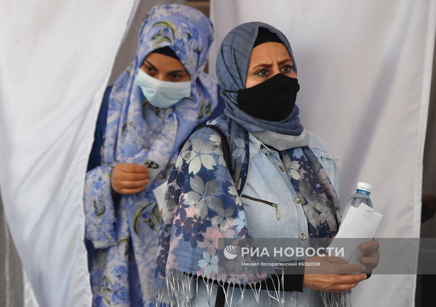 Голосование на выборах президента Сирии в зарубежных посольствах