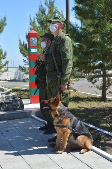 Служба пограничников на российско-казахстанской границе