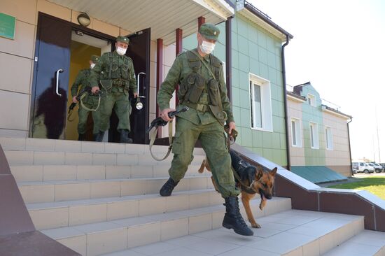 Служба пограничников на российско-казахстанской границе