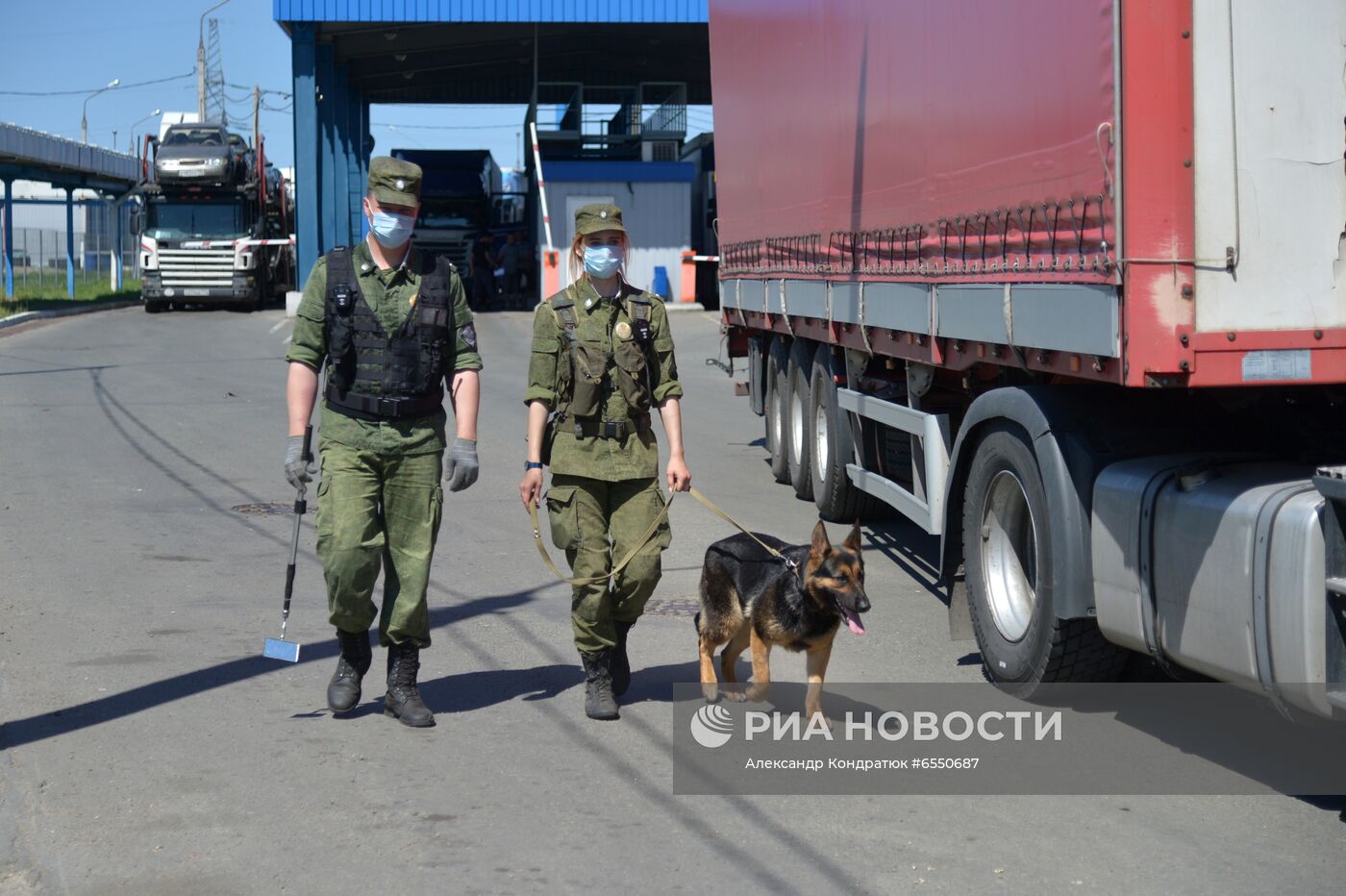 Служба пограничников на российско-казахстанской границе | РИА Новости  Медиабанк