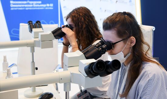 Московский онкологический форум 2021