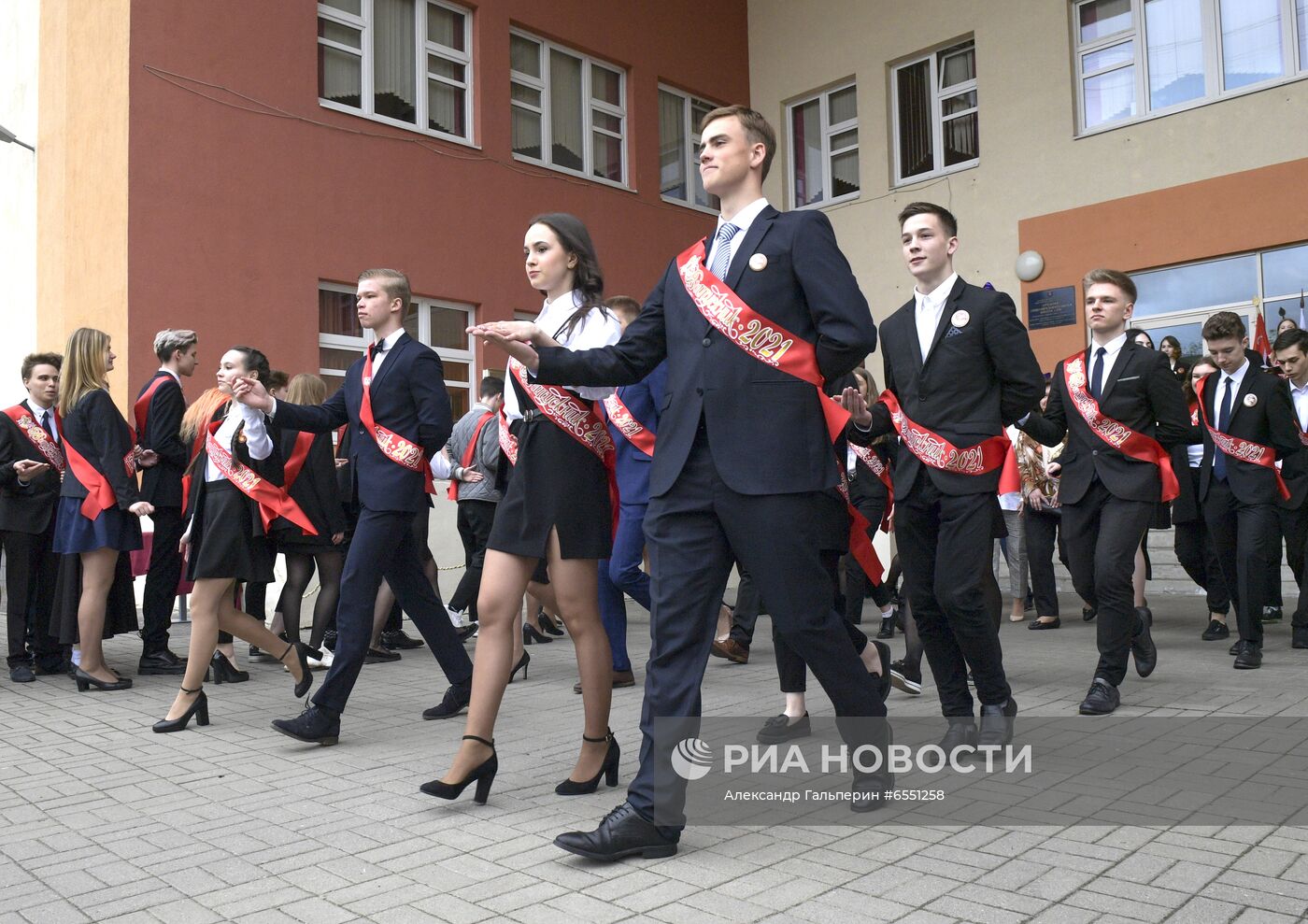 Последний звонок в регионах России