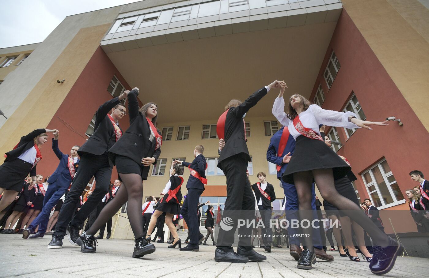 Последний звонок в регионах России