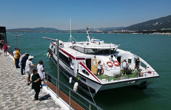 Возобновление морского сообщения между городами на Черноморском побережье