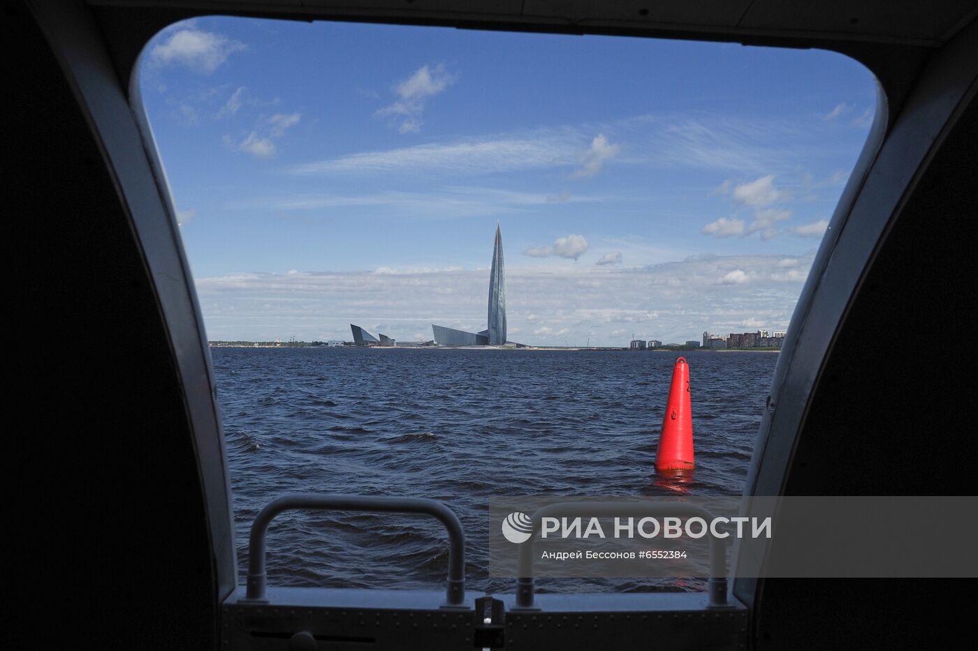 Открытие водного сообщения между "Островом фортов" и Санкт-Петербургом
