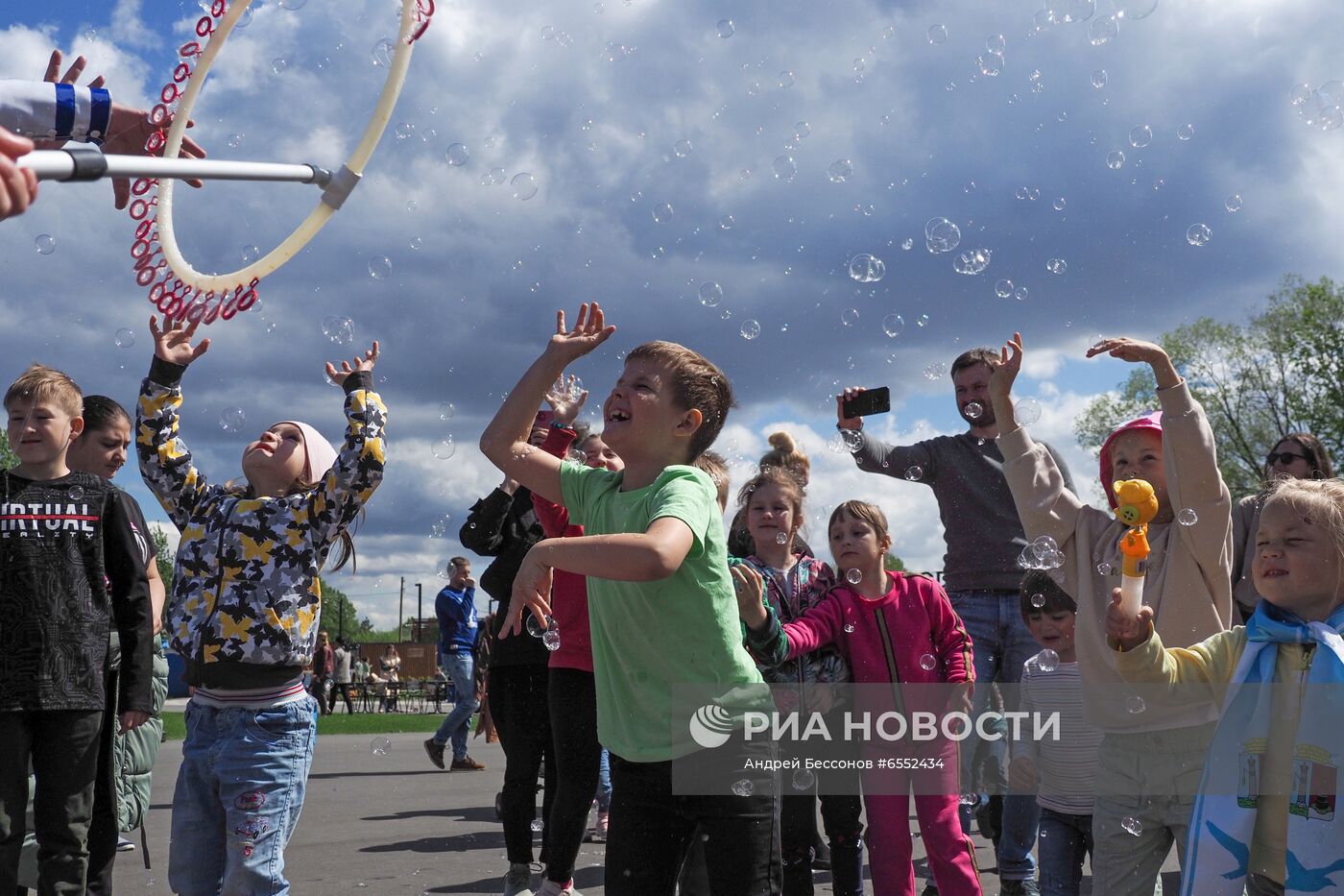 Открытие водного сообщения между "Островом фортов" и Санкт-Петербургом