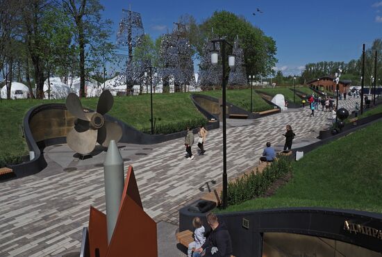 Открытие водного сообщения между "Островом фортов" и Санкт-Петербургом