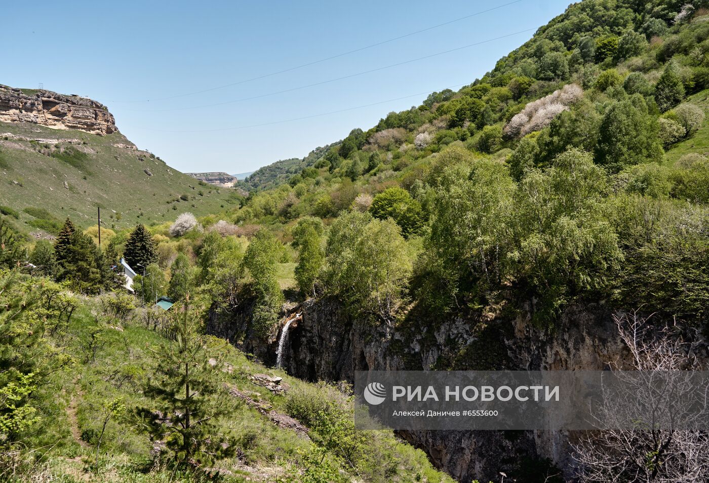 Медовые водопады в Карачаево-Черкесии