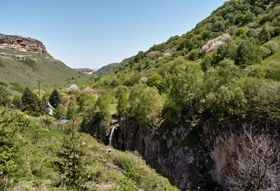 Медовые водопады в Карачаево-Черкесии