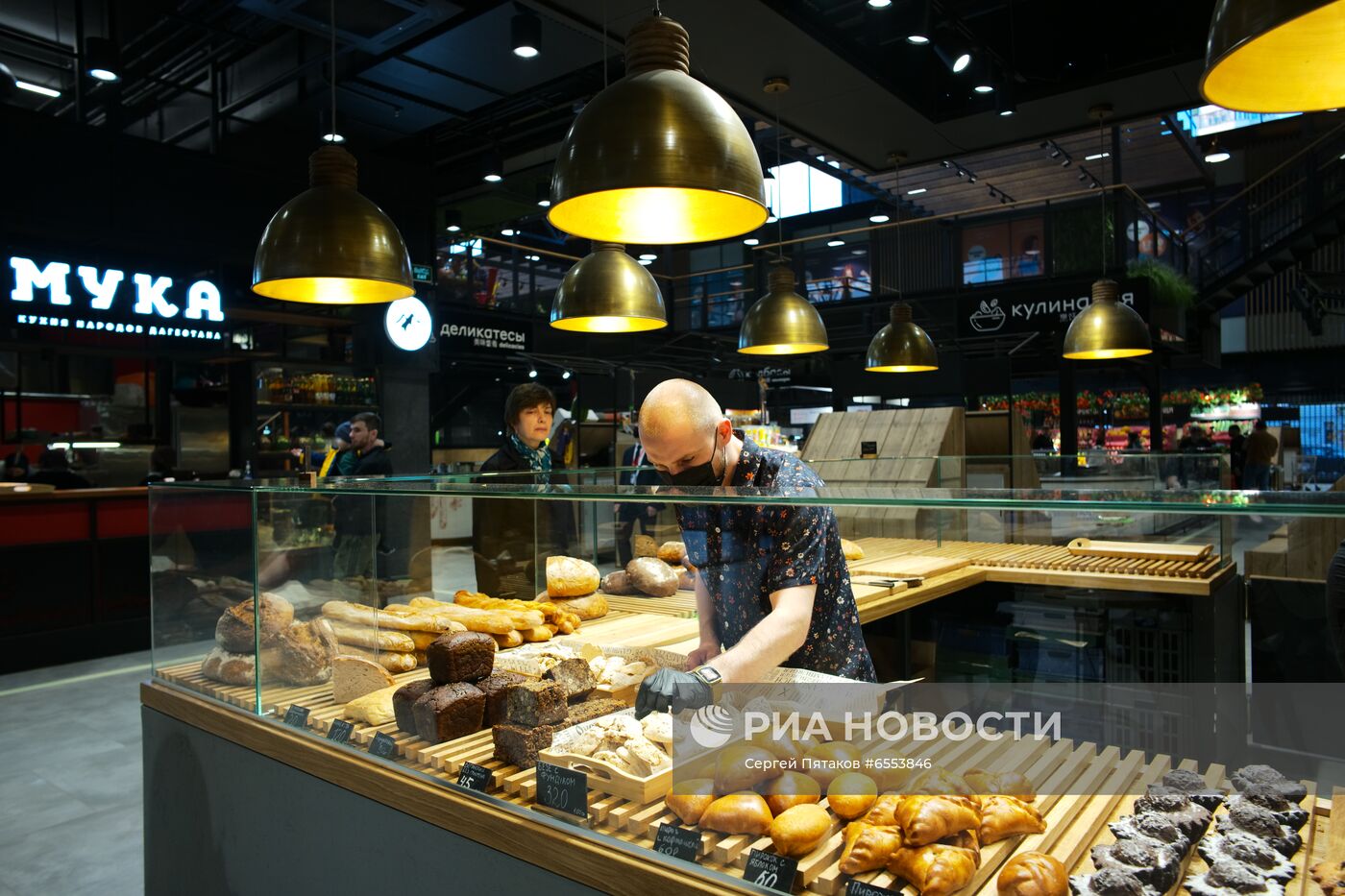 Фудмолл "Привоз" в Москве