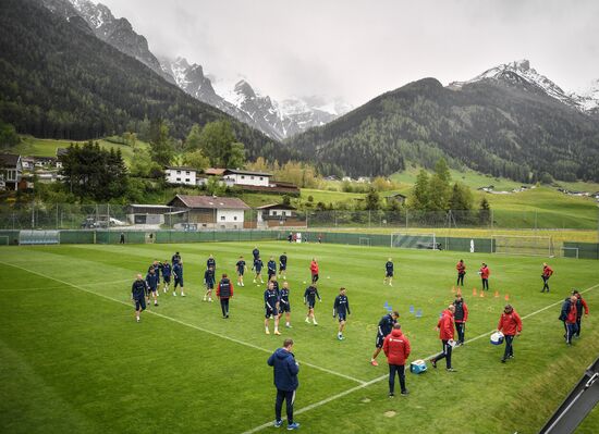 Футбол. Учебно-тренировочный сбор национальной команды